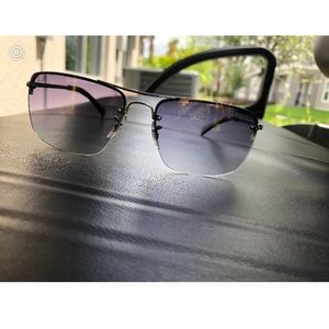 Ray bans sunglasses in great condition